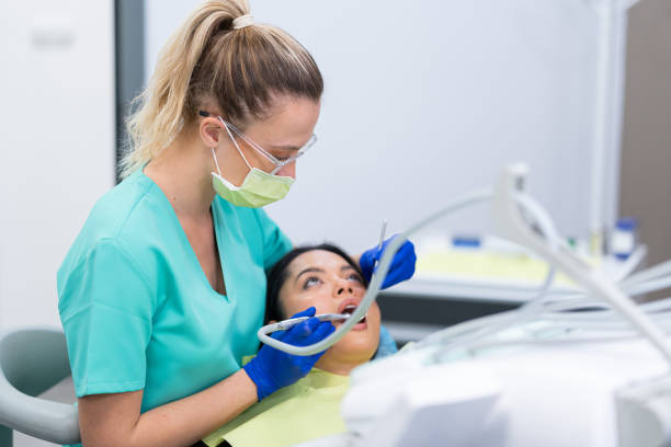 Best Emergency Dental Extractions in Hamton, IL